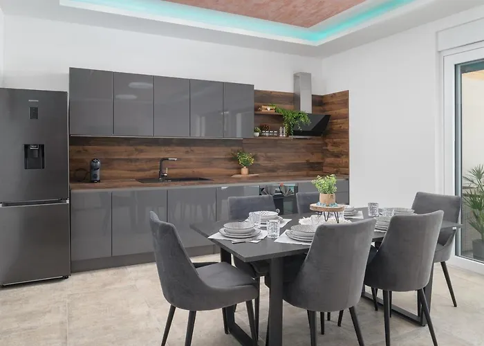 Eos Villa